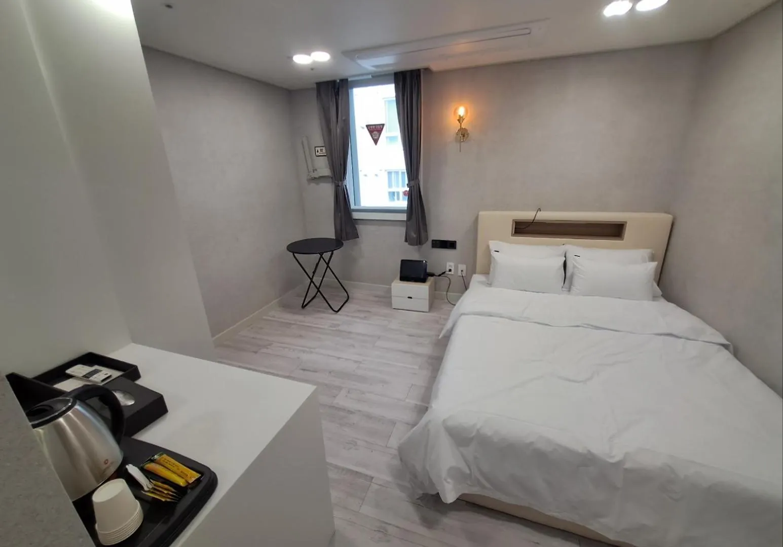 Hotel Regen Seoul 0*,  South Korea